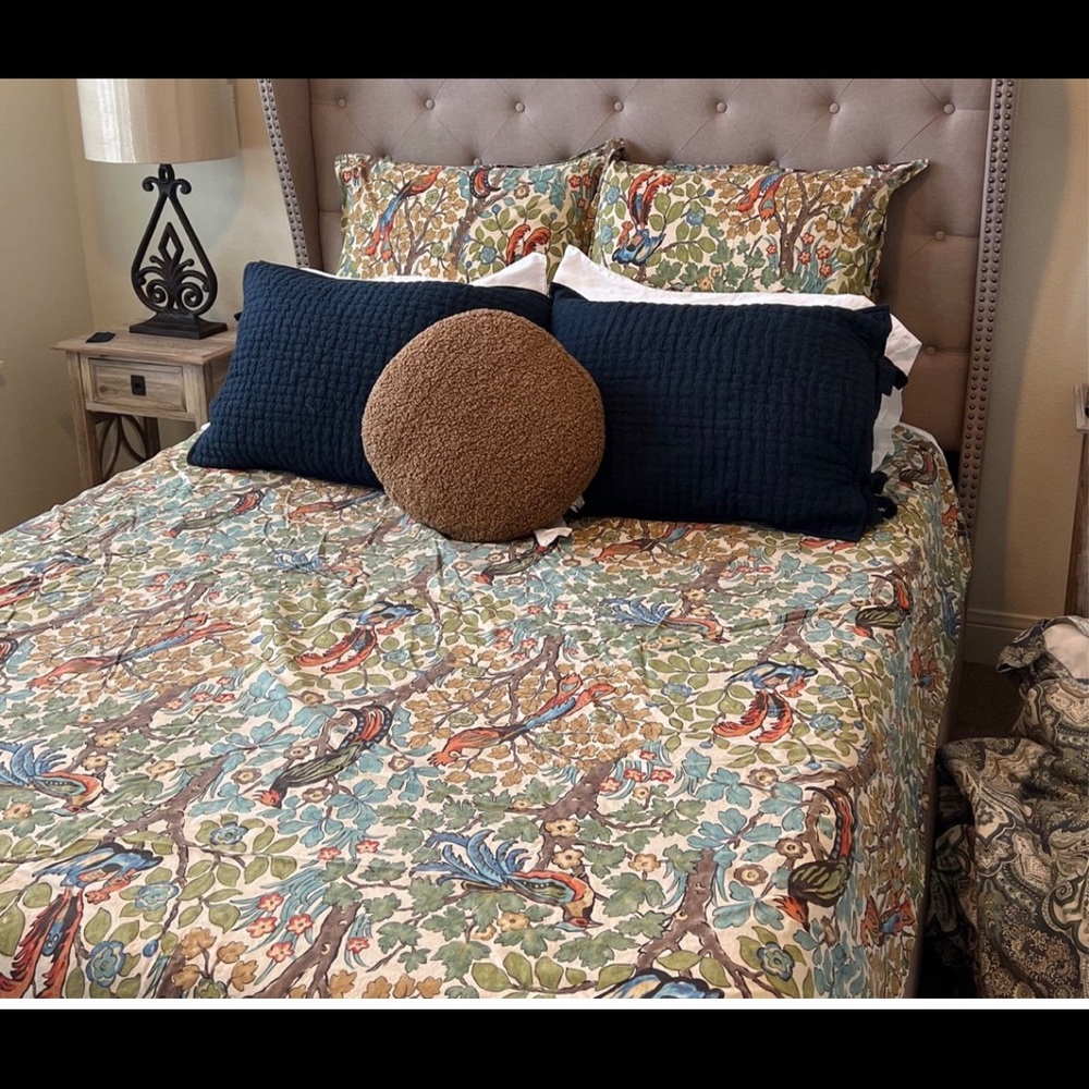 Queen Pottery Barn Duvet
